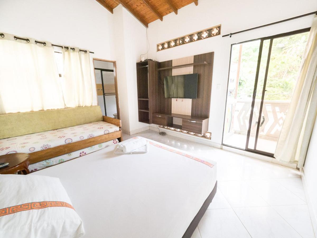 Punta Caribana Casa Hotel Некоклі Екстер'єр фото